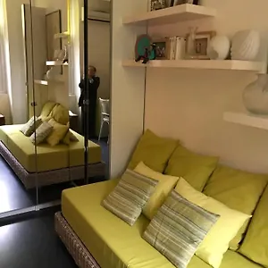  Séjour chez l'habitant 1 Personne Avec Terrasse Centre 3 Nuits Min , Femme Uniquement